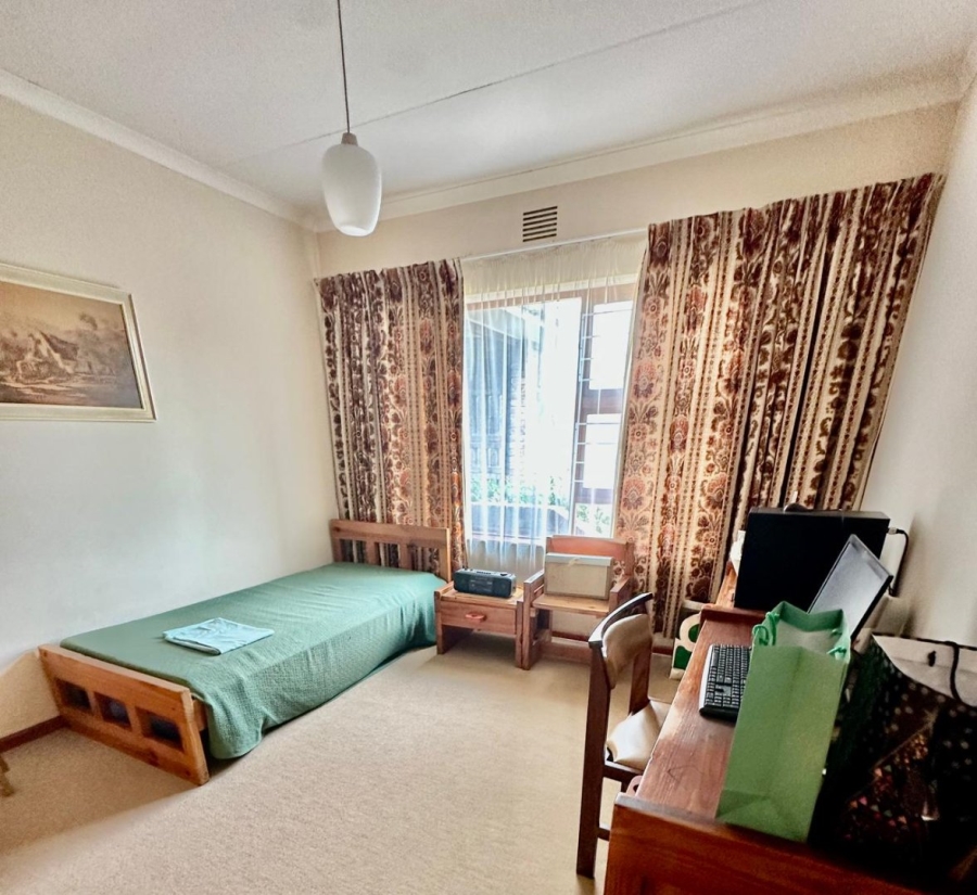 4 Bedroom Property for Sale in Bayview Western Cape